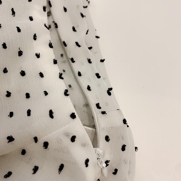 Maison Cinqcent Ruffled White & Polka Dots Blouse Size XS - Picture 10 of 11